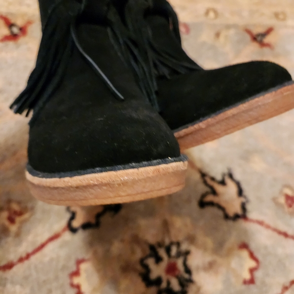 Ugg black suede Corin booties with fringe size 7 - Picture 4 of 8